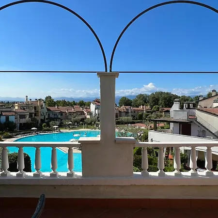Garda Village 3*