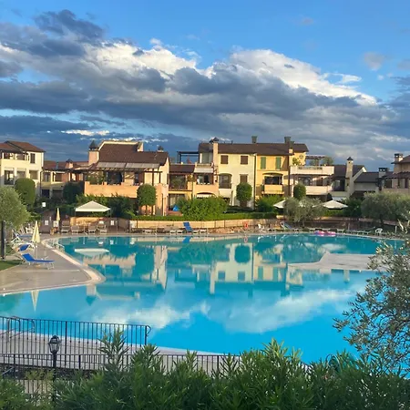 Resort Garda Village Peschiera del Garda